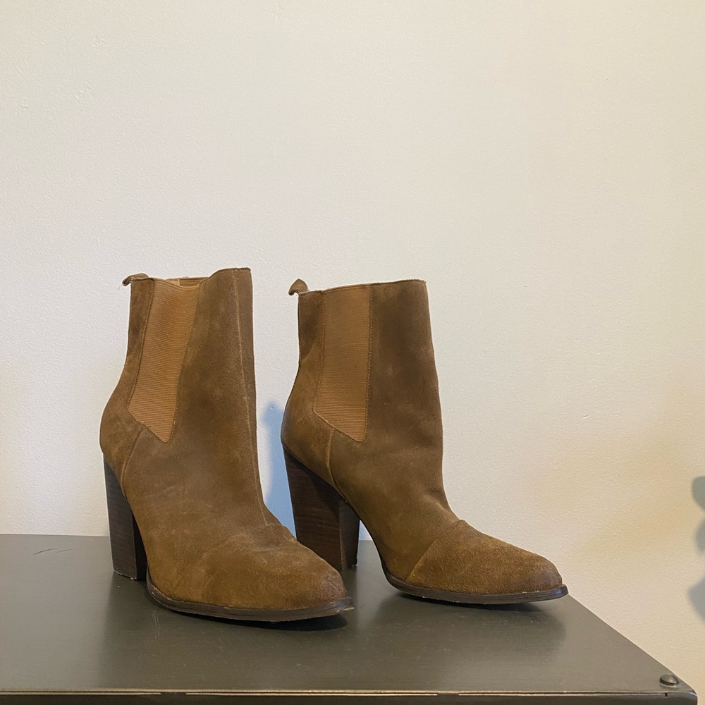 Joe’s Tan Suede Ankle Boots Size 8